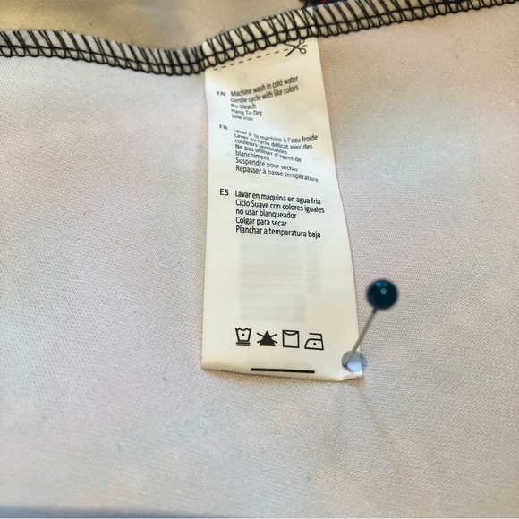 NWOT Christmas Dress size Small, zip up dress Elastic straps - Picture 4 of 7